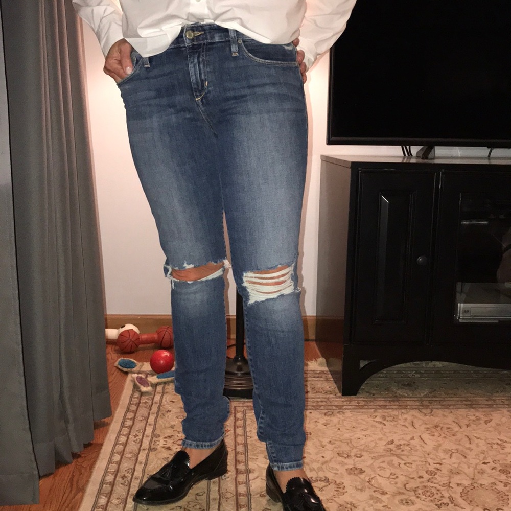 Joe’s Jeans Icon Distressed Skinny Jeans.